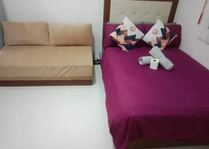 Aparthotel Cozy In Front Of Us Embassy, Ermita,